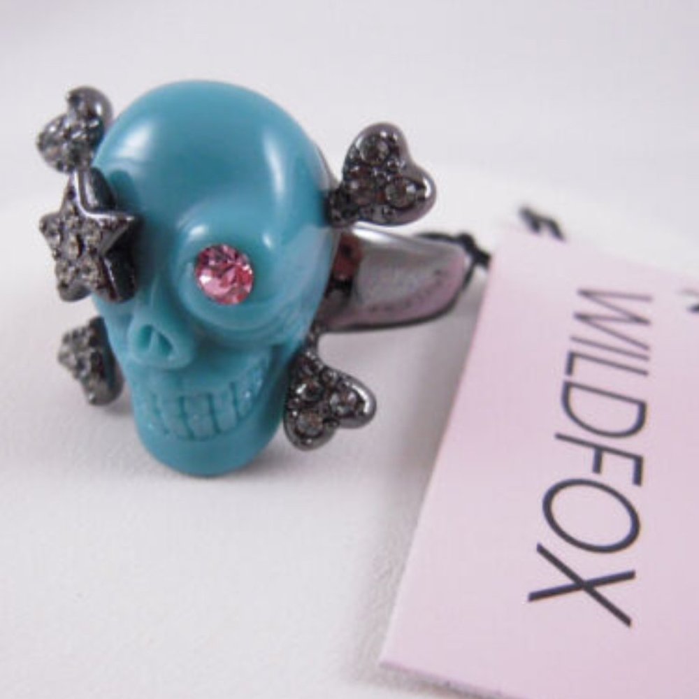 WILDFOX ROCKER SKULL STATEMENT RING SZ 8